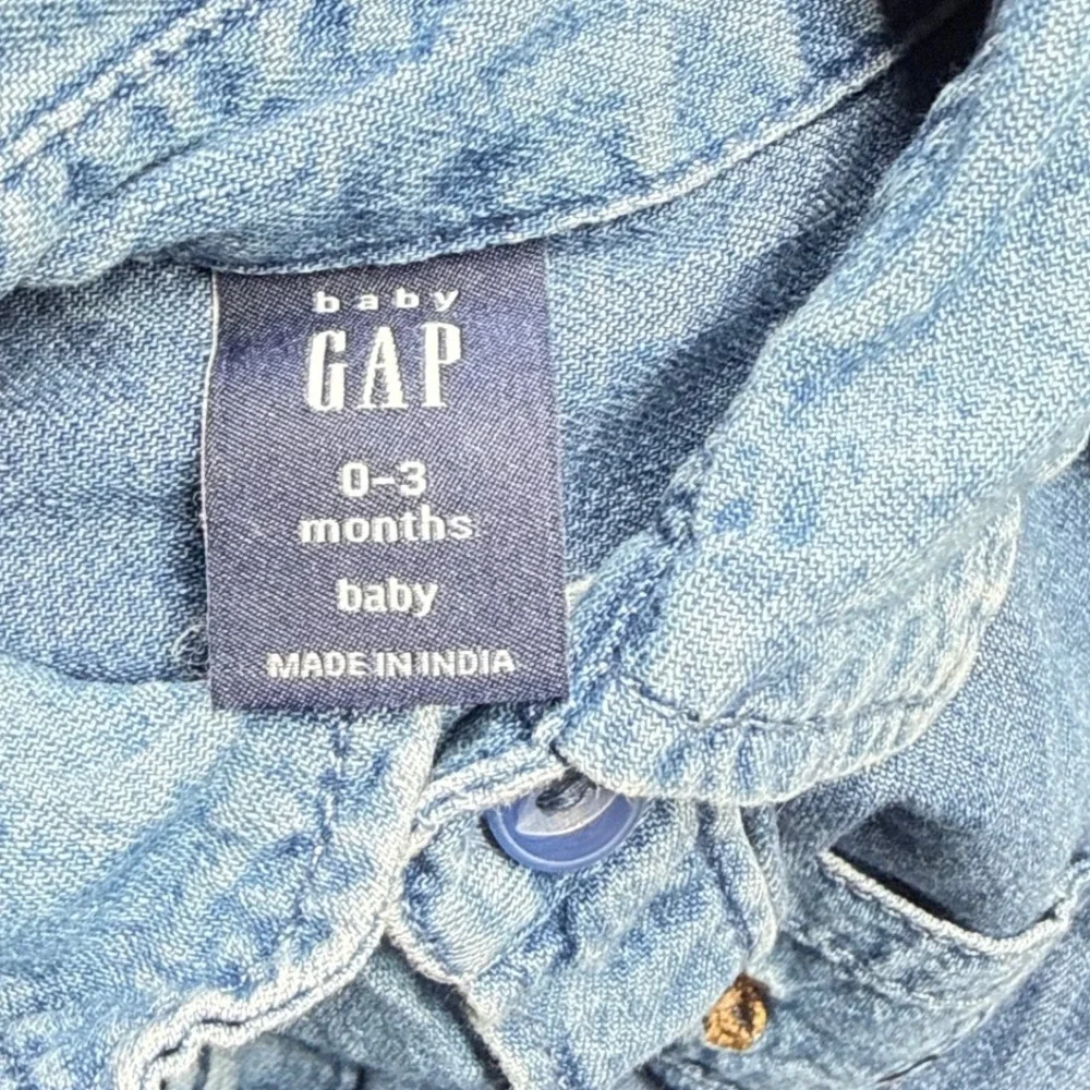 Baby Gap Denim Bubble Romper 0-3M Chambray Teddy Bear Pocket One Piece